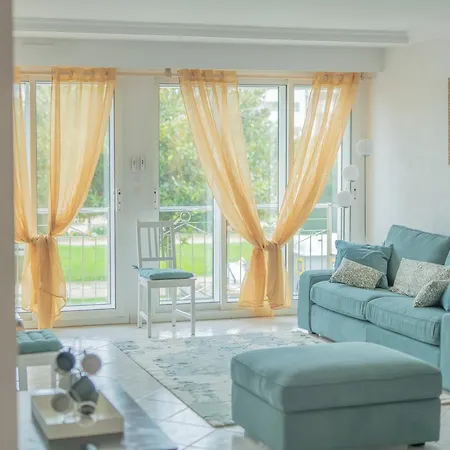 Avec Grande Terrasse, Garage Et Wifi - Fr-1-197-620 *