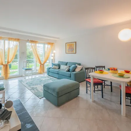 Avec Grande Terrasse, Garage Et Wifi - Fr-1-197-620